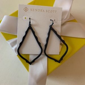 Kendra Scott Sophee earings navy gunmetal